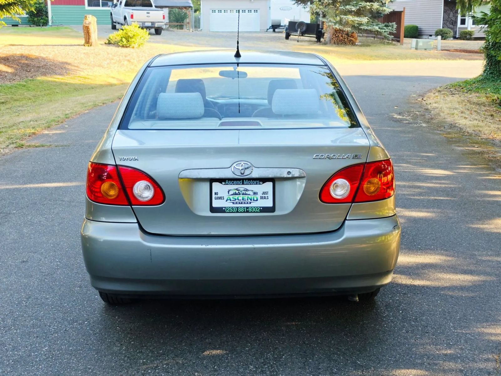 Used 2004 Toyota Corolla LE FWD image 4