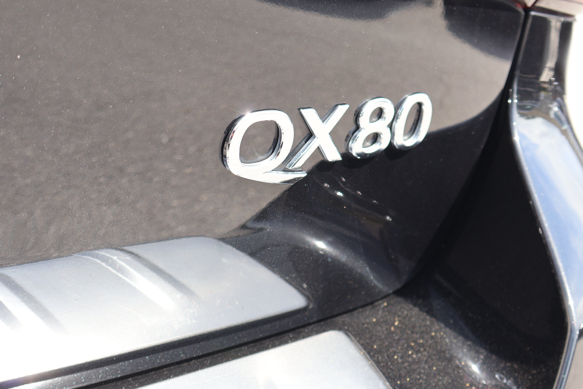 Used 2023 INFINITI QX80 Premium Select w/ Cargo Package AWD/4WD image 9
