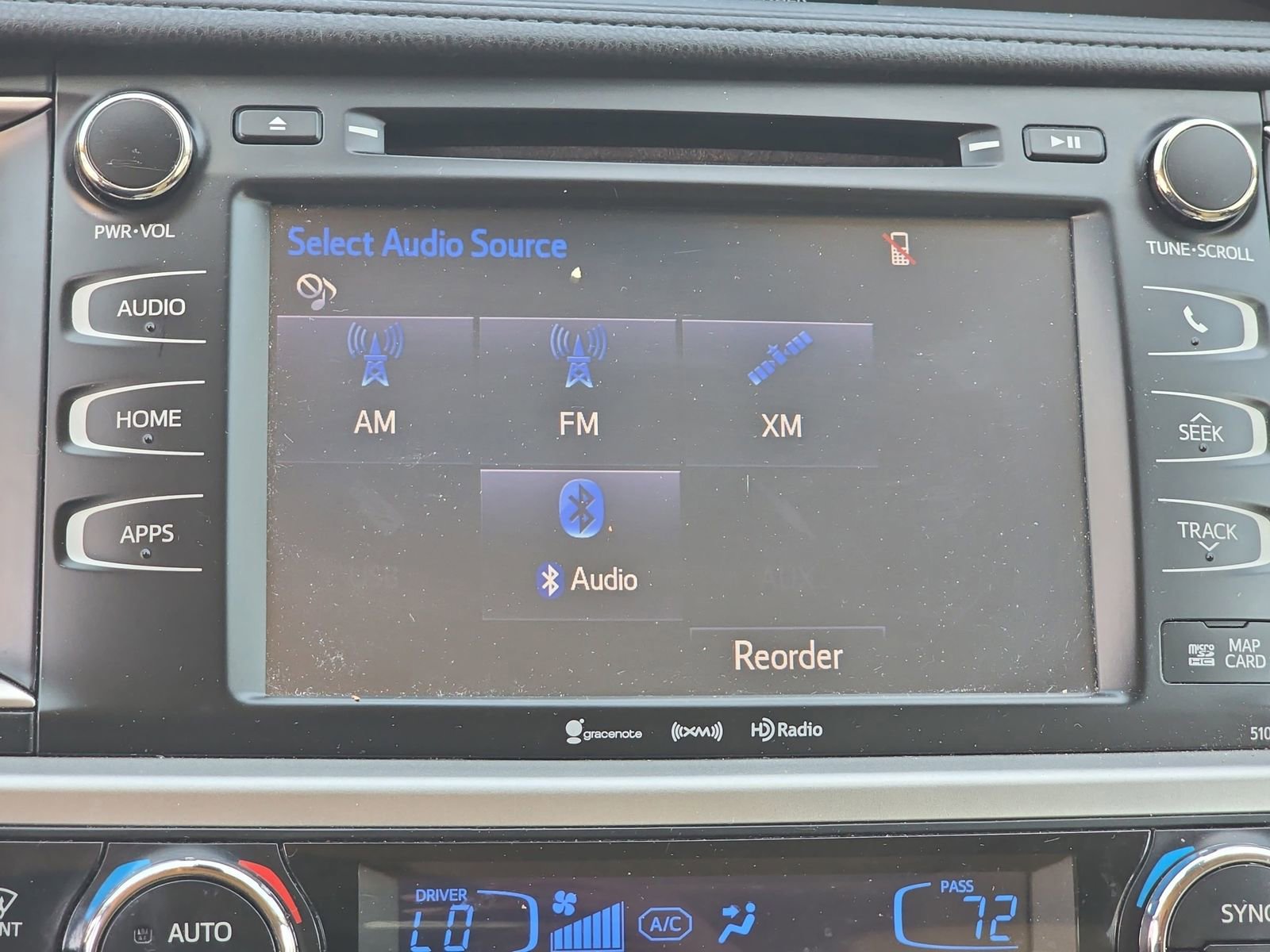 Used 2017 Toyota Highlander XLE image 30