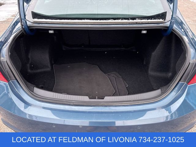 Used 2025 Chevrolet Malibu LT image 24