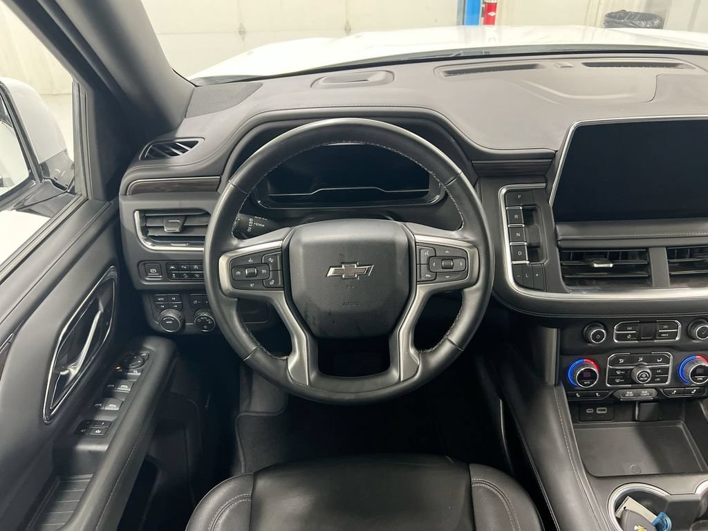 Used 2023 Chevrolet Tahoe Z71 w/ Luxury Package AWD/4WD image 11