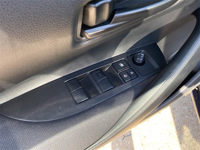 Used 2025 Toyota Corolla LE image 20