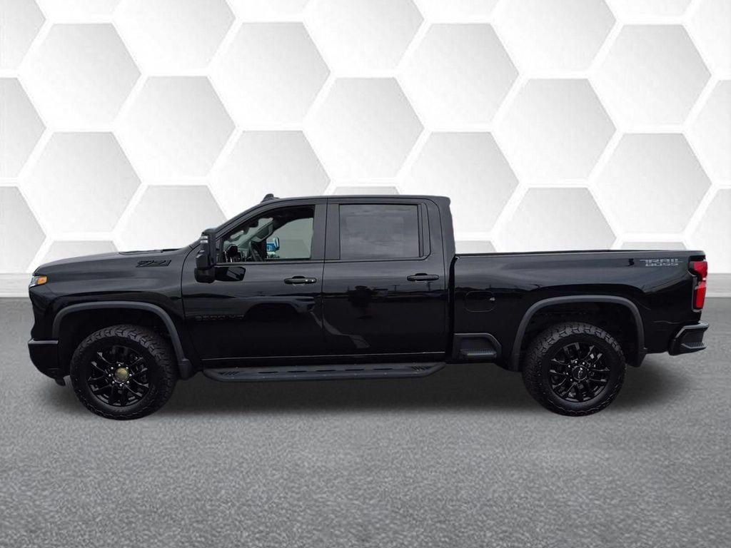 Used 2026 Chevrolet Silverado 2500 LT w/ Trail Boss Package AWD/4WD image 6