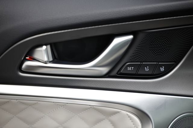 New 2025 Genesis G70 3.3T Advanced w/ Sport Prestige Package image 18