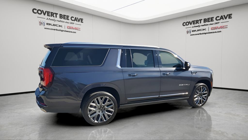 Used 2025 GMC Yukon XL Denali Ultimate image 10