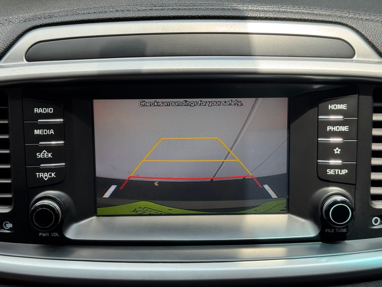 Used 2019 Kia Sorento FWD image 20