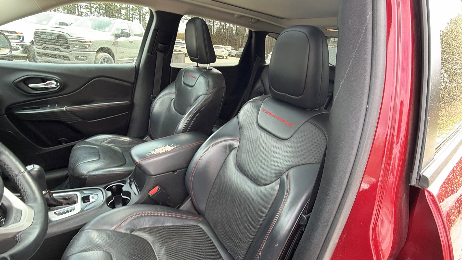 Used 2015 Jeep Cherokee Trailhawk w/ Comfort/Convenience Group image 17