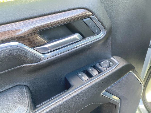 Used 2024 Chevrolet Silverado 1500 LT AWD/4WD image 22