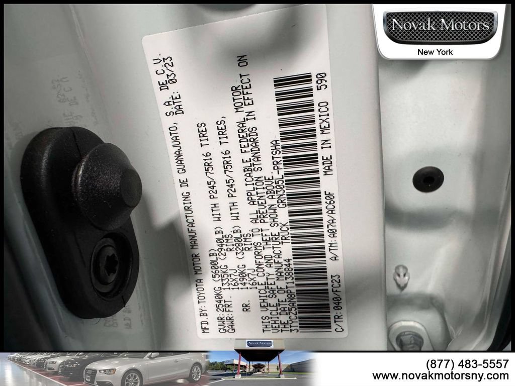 Used 2023 Toyota Tacoma SR5 AWD/4WD image 20