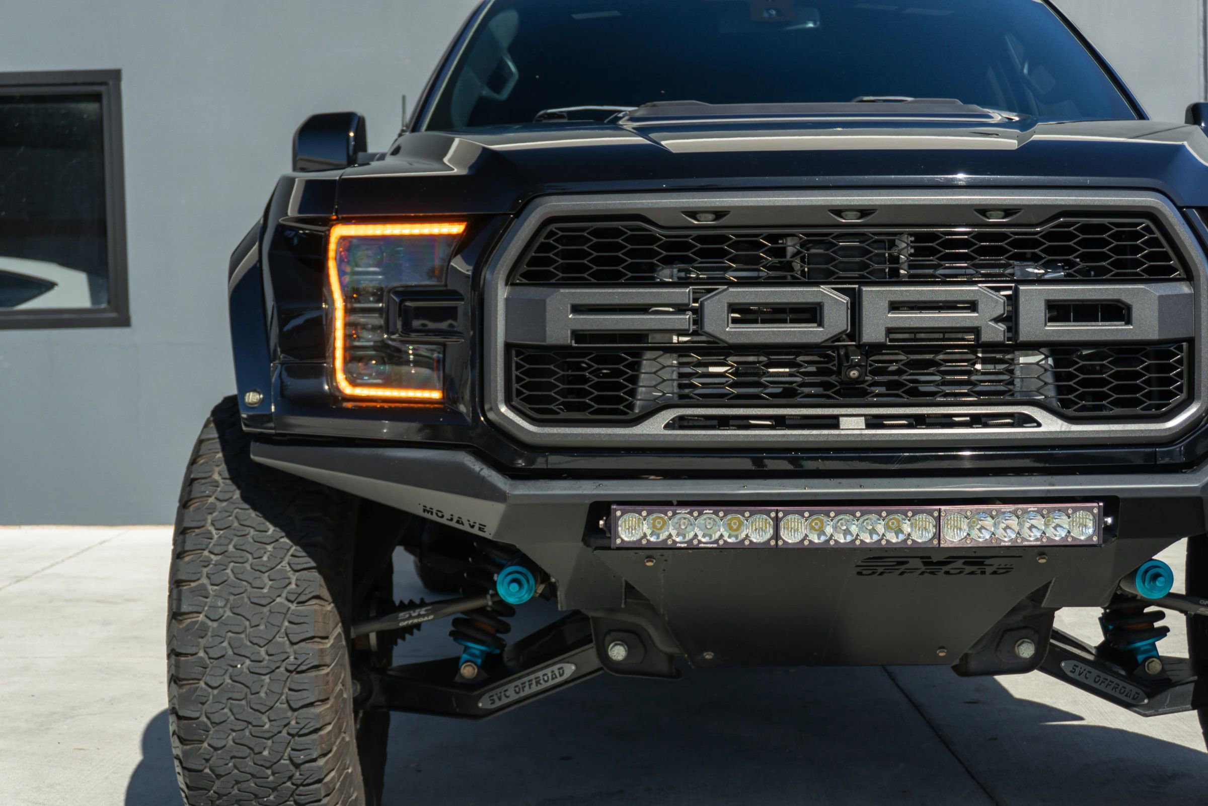 Used 2017 Ford F150 Raptor w/ Equipment Group 802A Luxury image 31