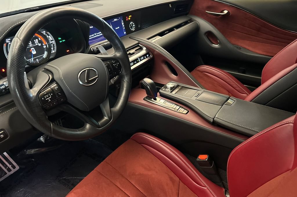 Used 2018 Lexus LC 500 Coupe w/ Performance Package RWD image 10