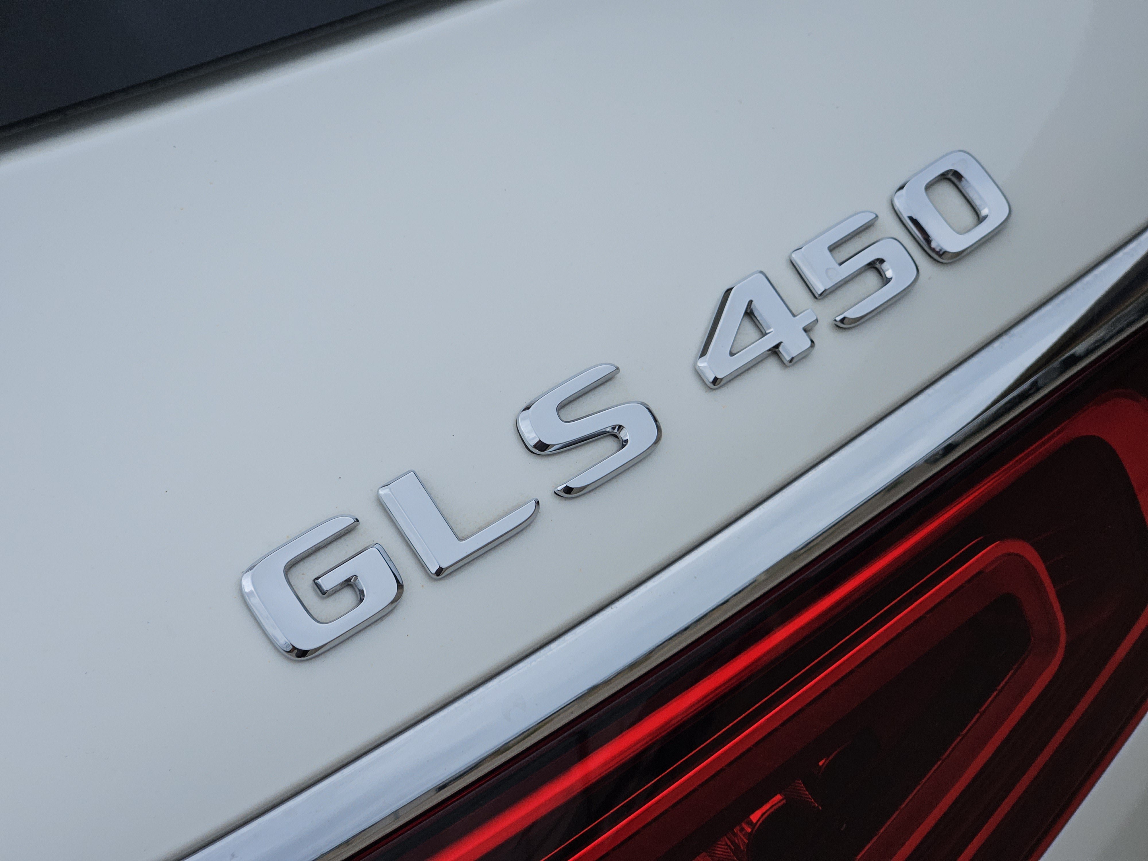 Used 2022 Mercedes-Benz GLS 450 4MATIC image 34