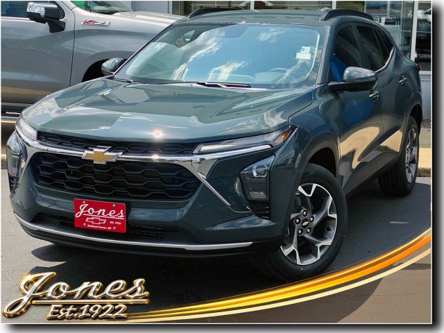 New 2026 Chevrolet Trax LT w/ Driver Confidence Package FWD video 1
