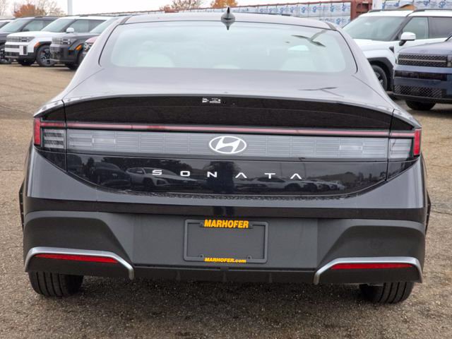Certified 2026 Hyundai Sonata SE FWD image 24