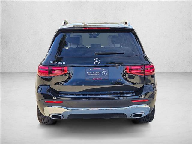 Used 2025 Mercedes-Benz GLB 250 image 7