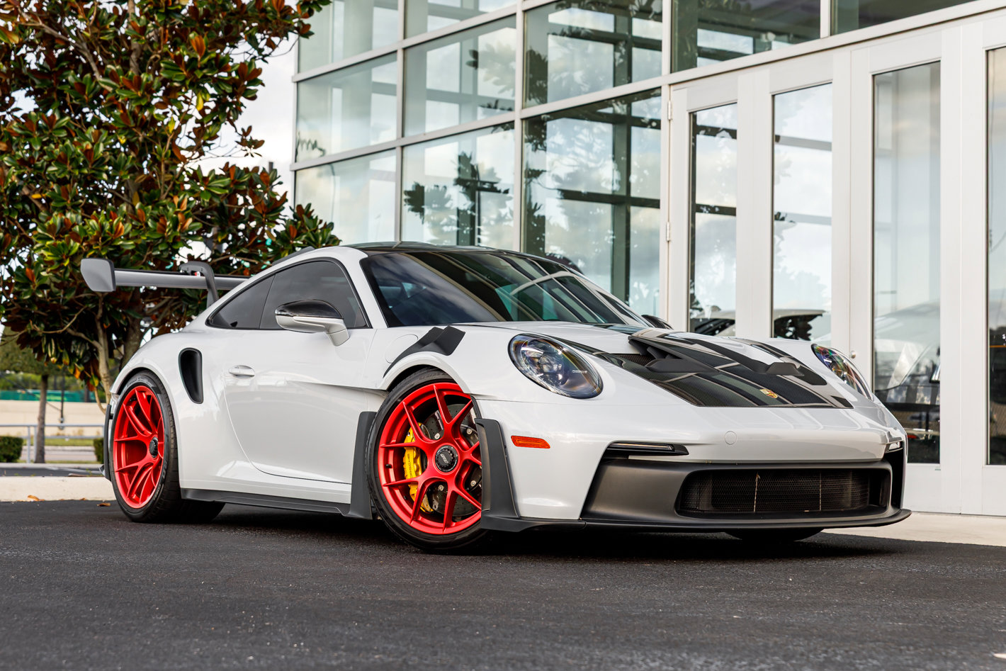 Used 2024 Porsche 911 GT3 RS RWD image 16