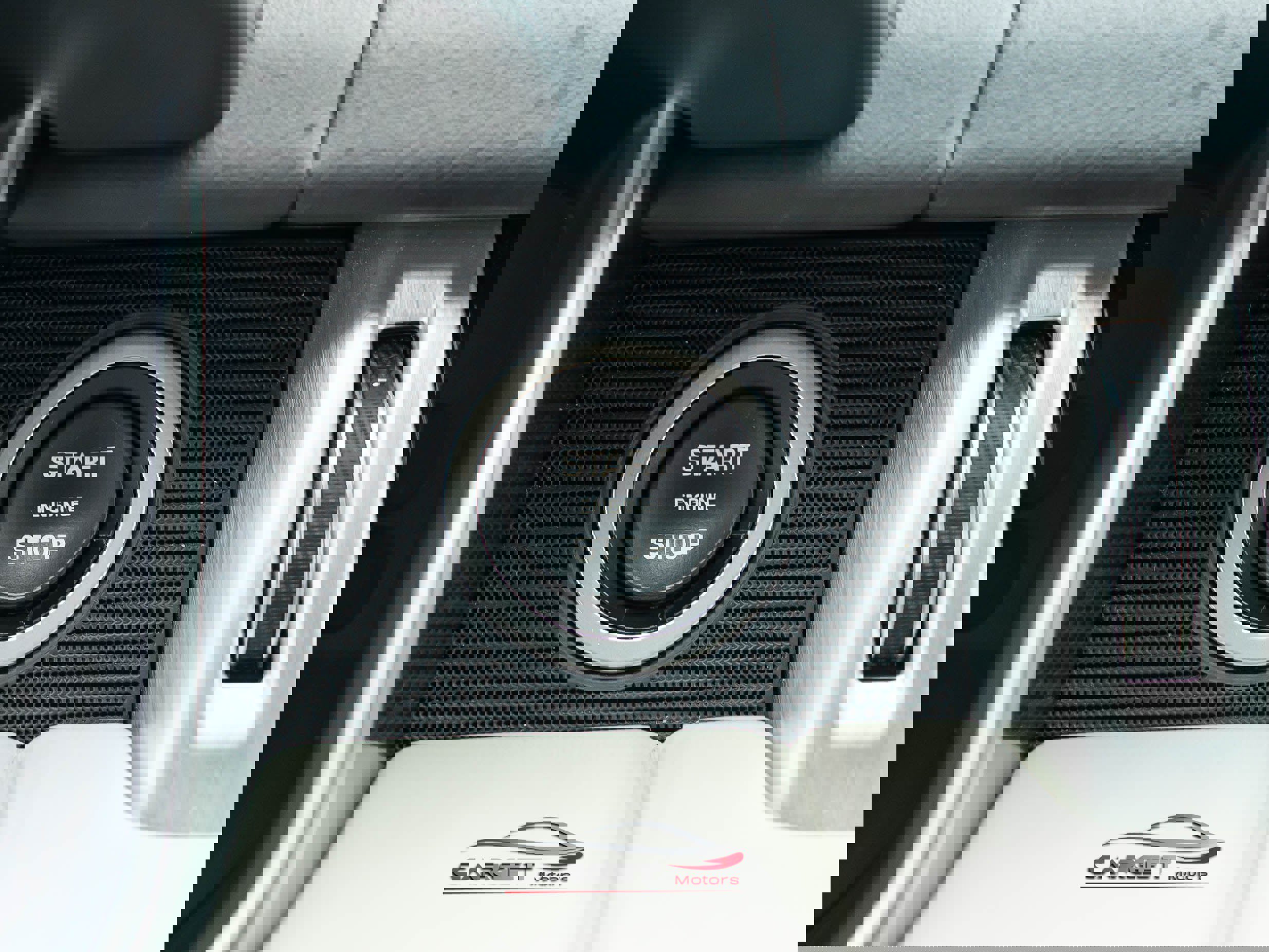 Used 2020 Land Rover Range Rover Long Wheelbase HSE image 35