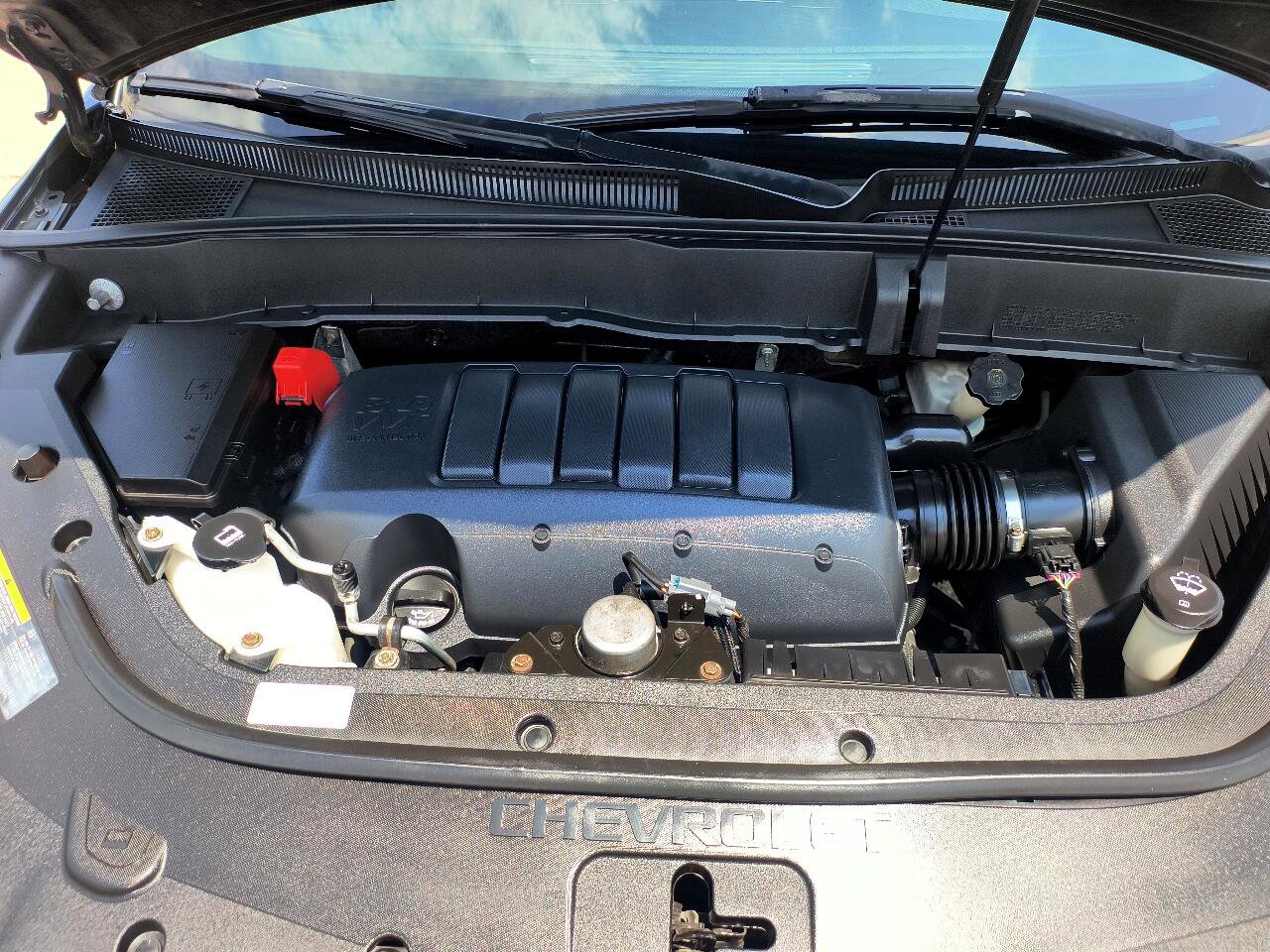 Used 2010 Chevrolet Traverse LT image 39