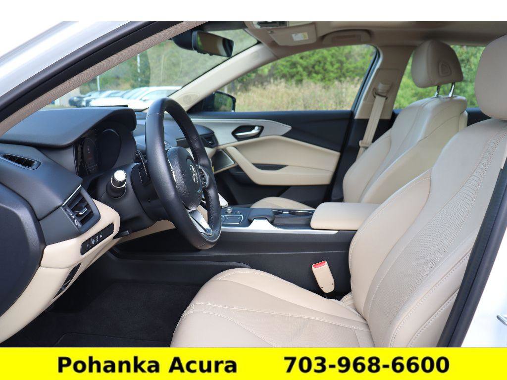 Certified 2025 Acura TLX w/ Technology Package image 23