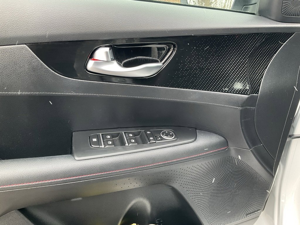 Used 2024 Kia Forte GT w/ GT2 Package image 20