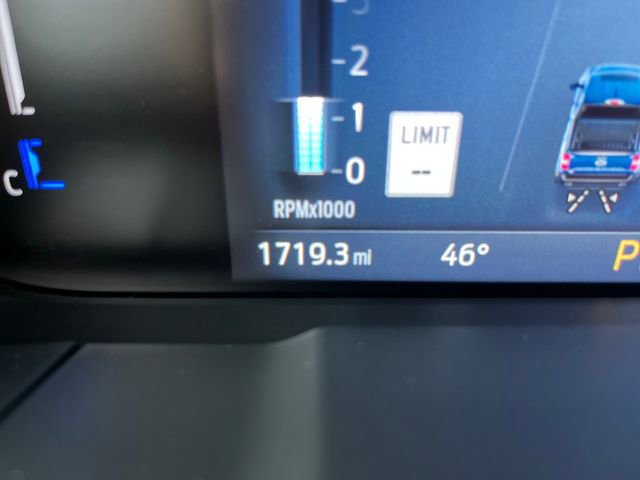 Used 2025 Ford Maverick Lariat w/ Black Appearance Package image 17