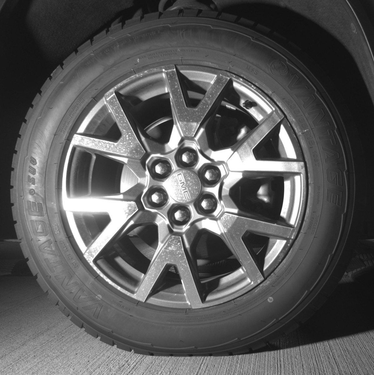Used 2023 GMC Acadia SLT FWD image 10