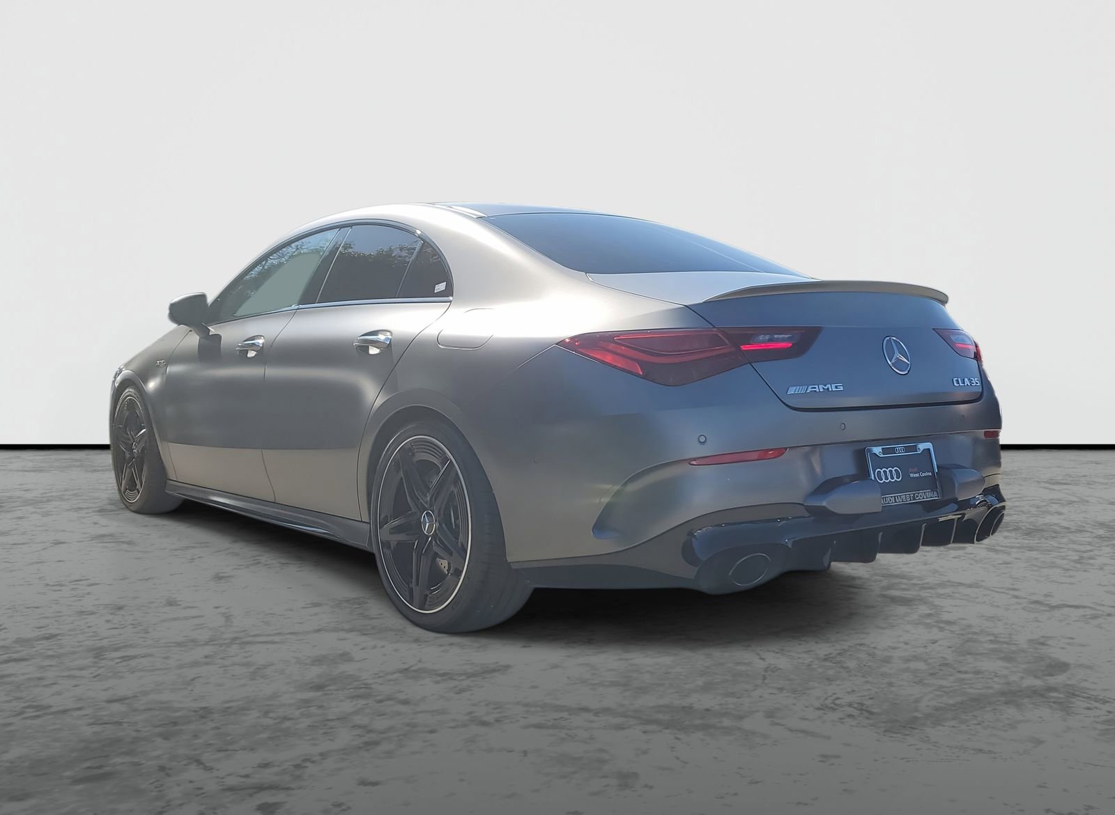 Used 2025 Mercedes-Benz CLA 35 AMG 4MATIC image 3