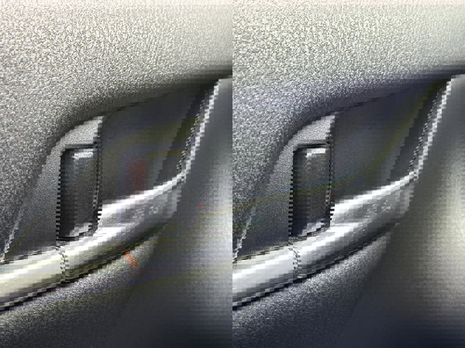 Used 2022 Toyota Camry XSE w/ Navigation Package image 25