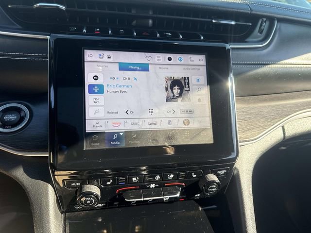 Used 2022 Jeep Grand Cherokee Overland image 25