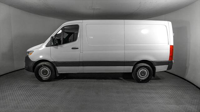 Used 2022 Mercedes-Benz Sprinter 2500 image 3