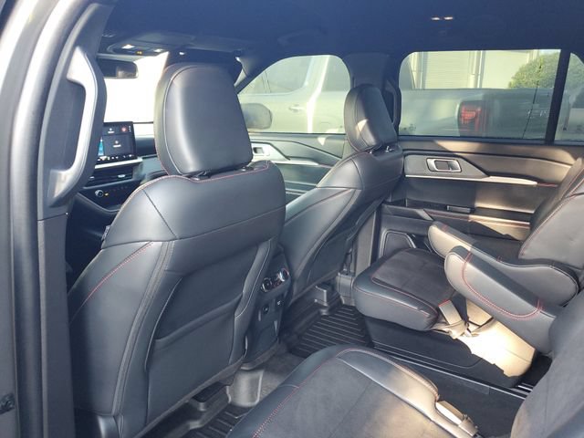 Used 2025 Ford Explorer ST RWD image 10