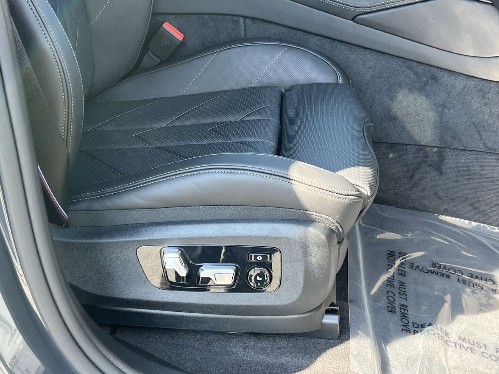 New 2026 BMW XM Label Red image 27