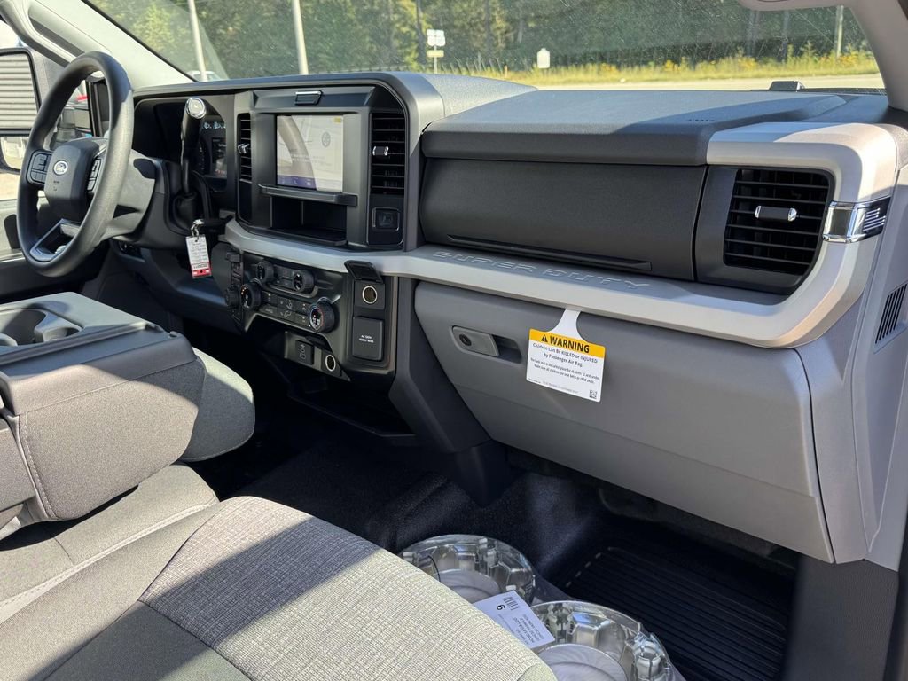 New 2026 Ford F350 XLT image 15