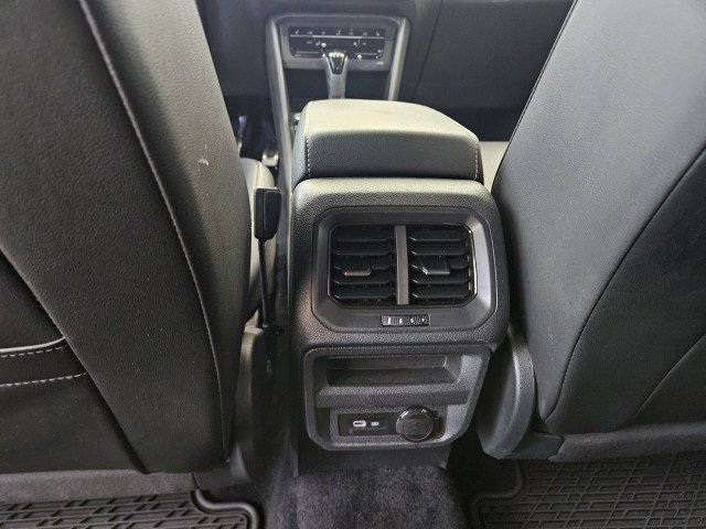 Used 2022 Volkswagen Tiguan SE R-Line AWD/4WD image 22