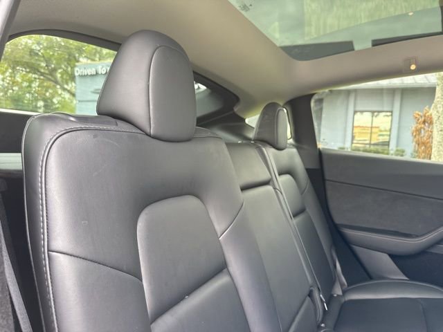 Used 2023 Tesla Model Y Performance image 15