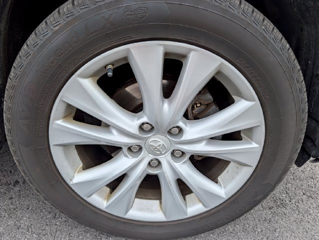 Used 2013 Toyota RAV4 Limited AWD/4WD image 9