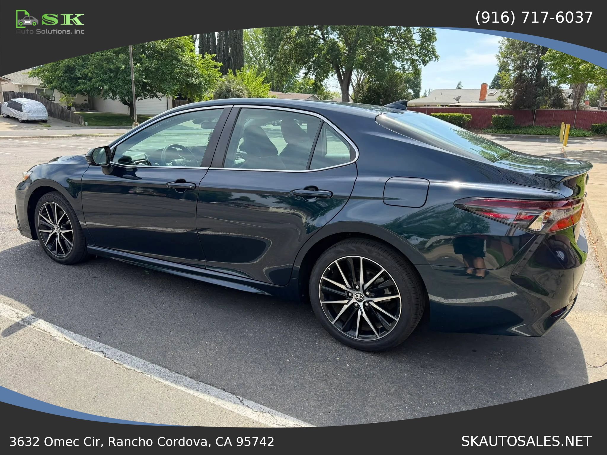 Used 2021 Toyota Camry SE w/ Carpet Mat Package (TMS) FWD image 5