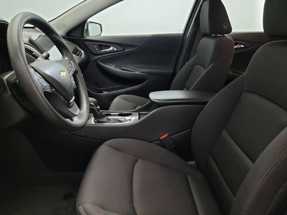 Used 2024 Chevrolet Malibu LS FWD image 17