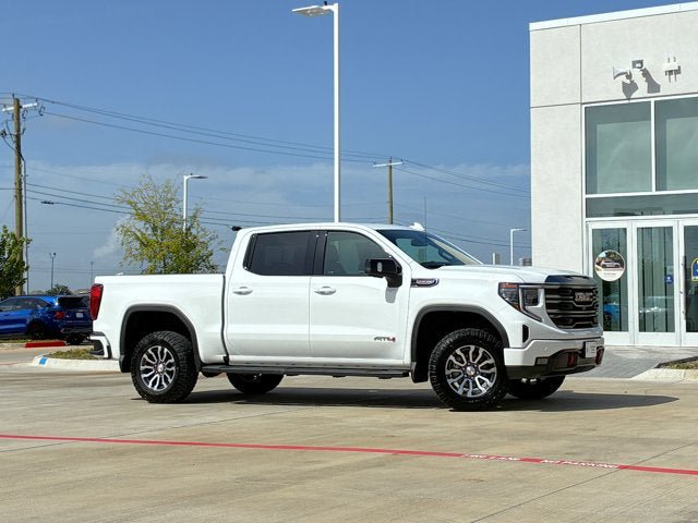 Used 2023 GMC Sierra 1500 AT4 w/ AT4 Preferred Package AWD/4WD image 5