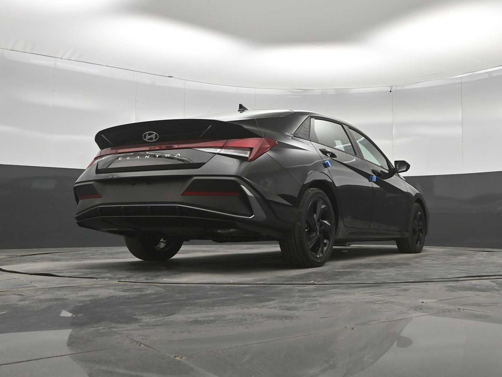 New 2026 Hyundai Elantra SEL Sport FWD image 38