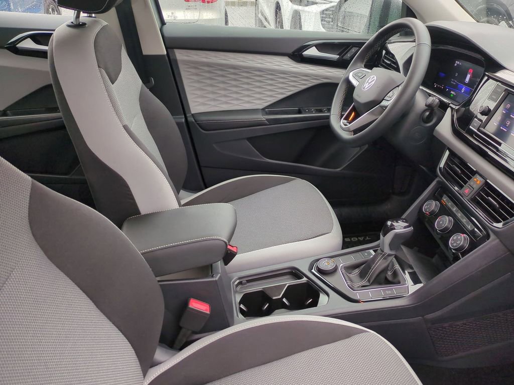 Used 2024 Volkswagen Taos S image 36