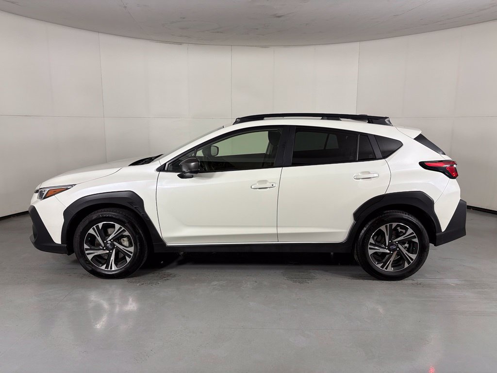 Used 2025 Subaru Crosstrek 2.5i Premium AWD/4WD image 5