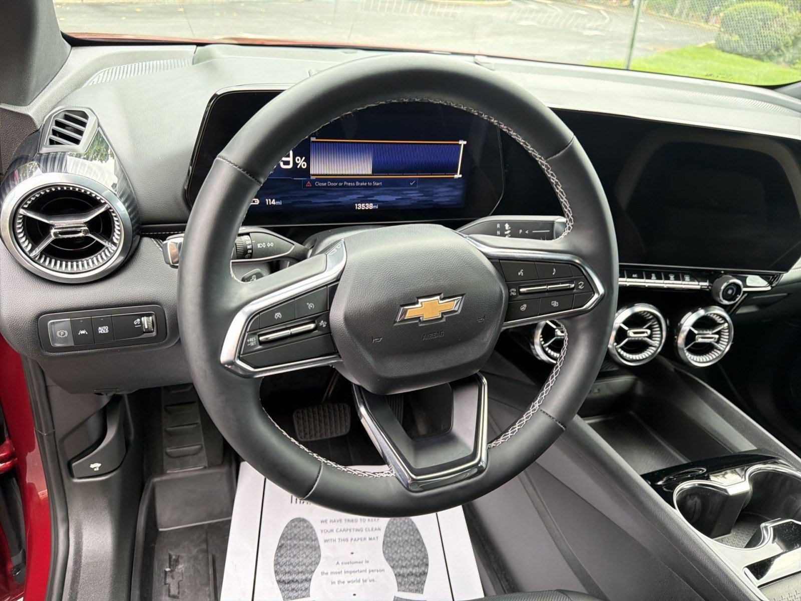 Used 2025 Chevrolet Blazer EV LT AWD/4WD image 15