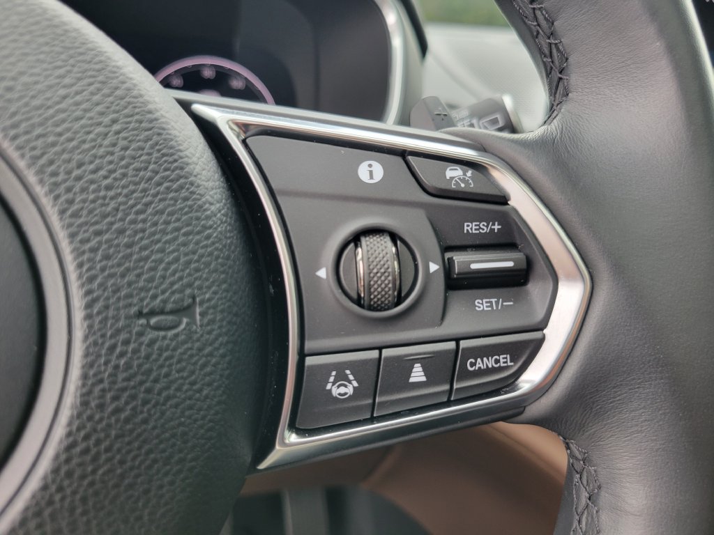Used 2025 Acura MDX w/ Technology Package FWD image 27