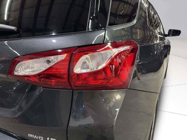 Used 2020 Chevrolet Equinox LT AWD/4WD image 13