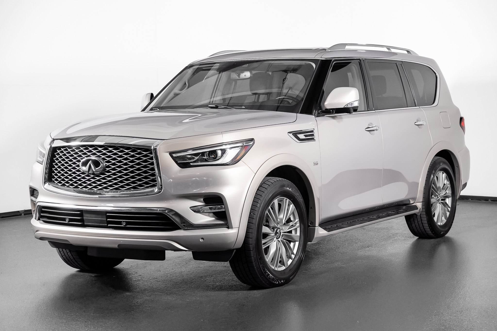 Used 2019 INFINITI QX80 Luxe w/ Proassist Package RWD image 12
