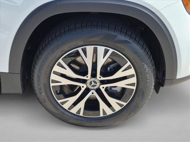 New 2026 Mercedes-Benz GLB 250 image 9