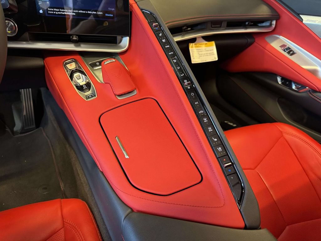 Used 2024 Chevrolet Corvette Z06 RWD image 5