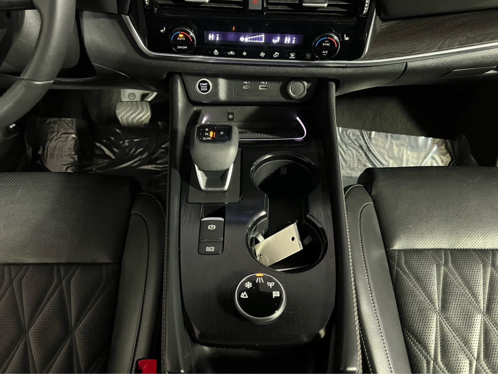 Used 2023 Nissan Rogue Platinum image 12
