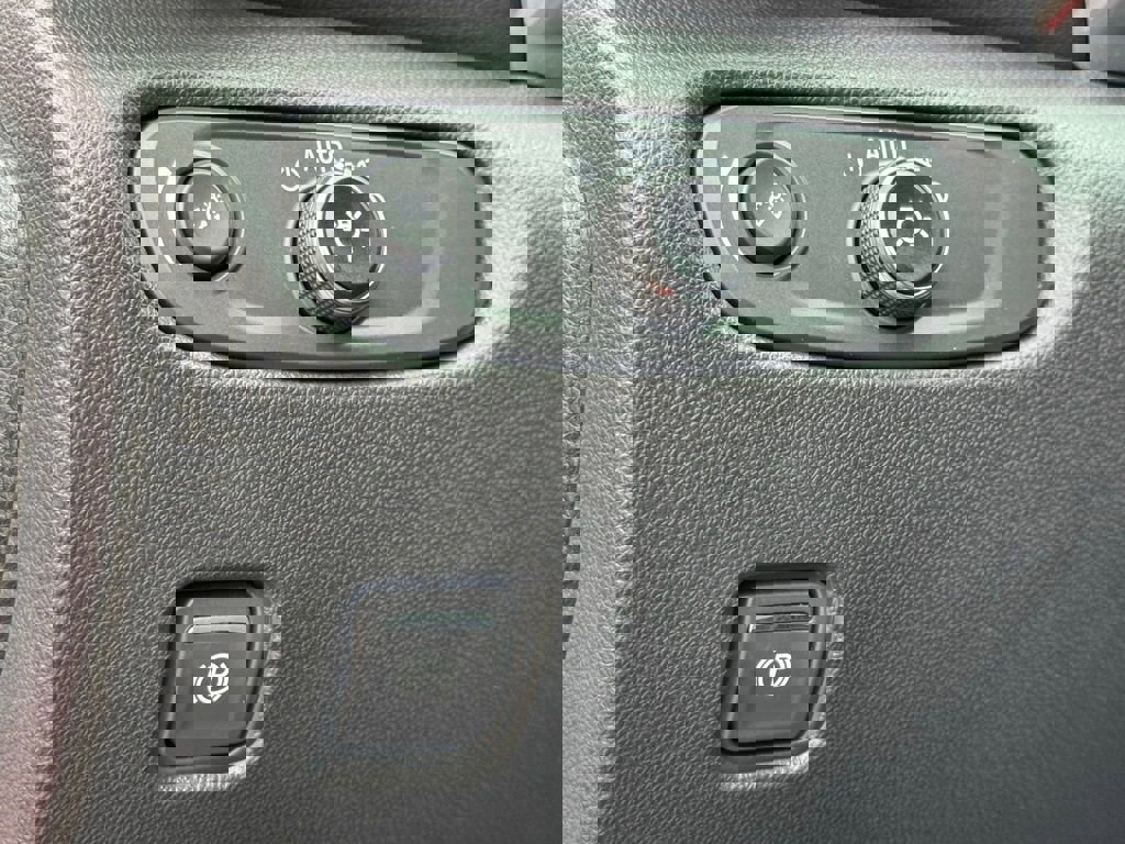 Used 2024 Chevrolet Blazer LT w/ Convenience Package image 21